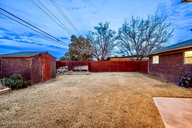 325 capri Arc, Las Cruces, NM 88005