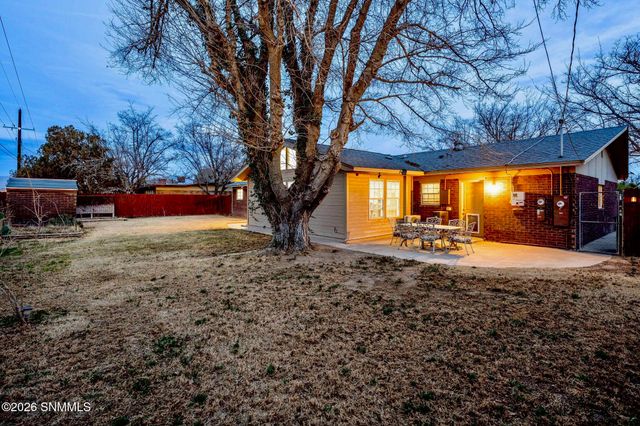 325 capri Arc, Las Cruces, NM 88005