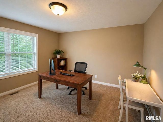 11003 N Moonstone Court, Dunlap, IL 61525