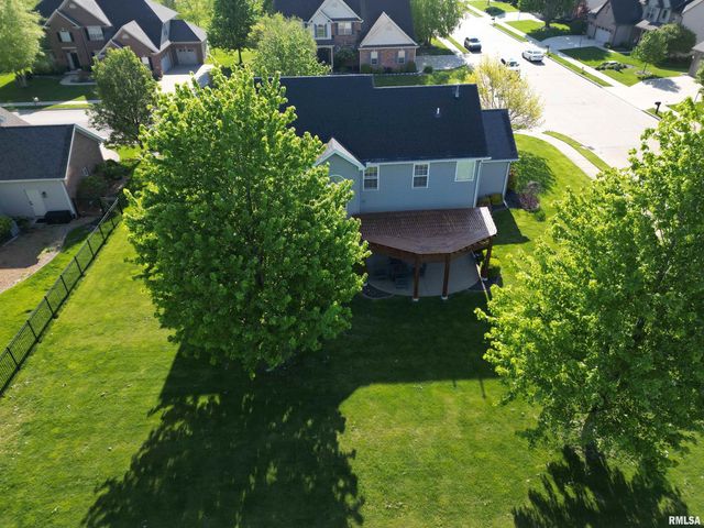 11003 N Moonstone Court, Dunlap, IL 61525