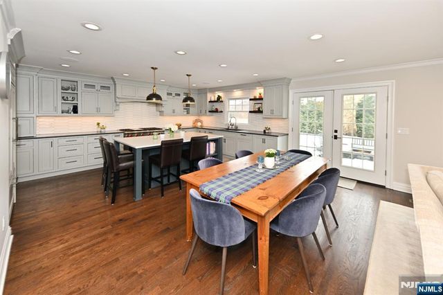 244 Ackerman Avenue, Ho-ho-kus, NJ 07423