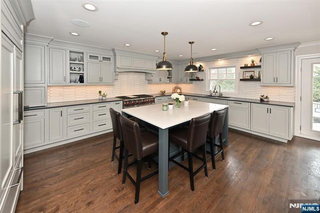 244 Ackerman Avenue, Ho-ho-kus, NJ 07423