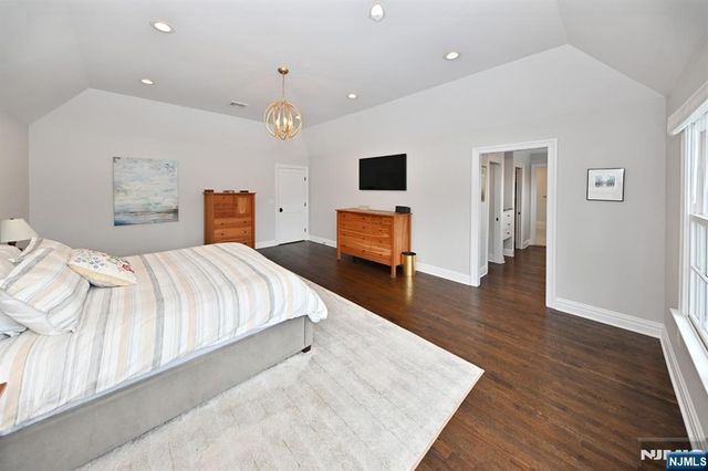 244 Ackerman Avenue, Ho-ho-kus, NJ 07423