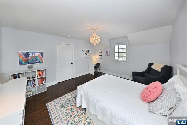 244 Ackerman Avenue, Ho-ho-kus, NJ 07423