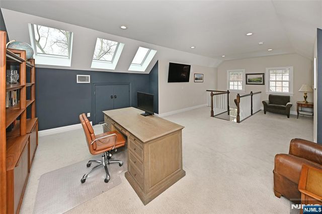 244 Ackerman Avenue, Ho-ho-kus, NJ 07423