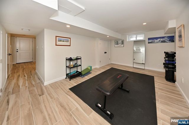 244 Ackerman Avenue, Ho-ho-kus, NJ 07423