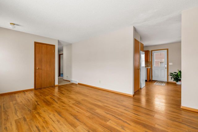 717 East AVENUE, West Salem, WI 54669