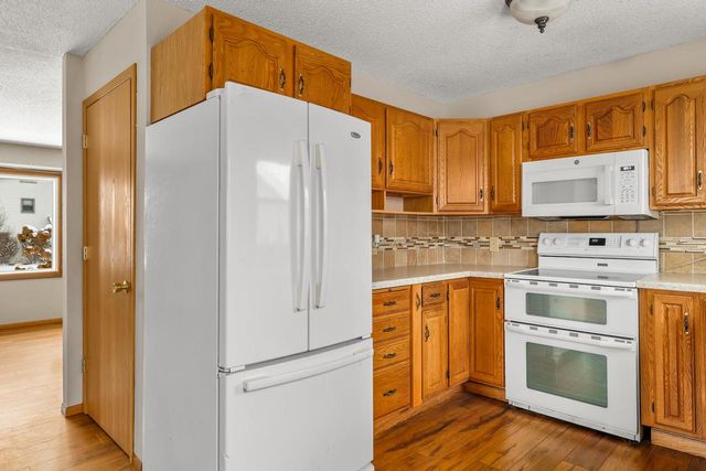 717 East AVENUE, West Salem, WI 54669