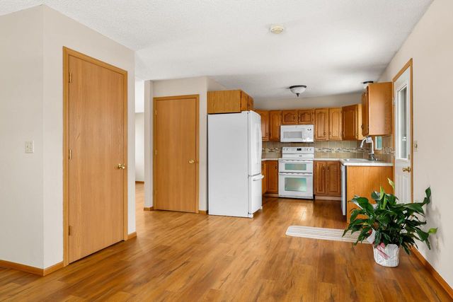 717 East AVENUE, West Salem, WI 54669