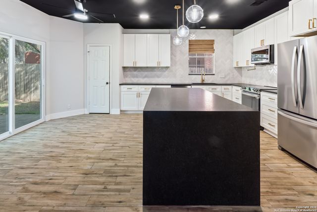 24423 ELISE FALLS, San Antonio, TX 78255