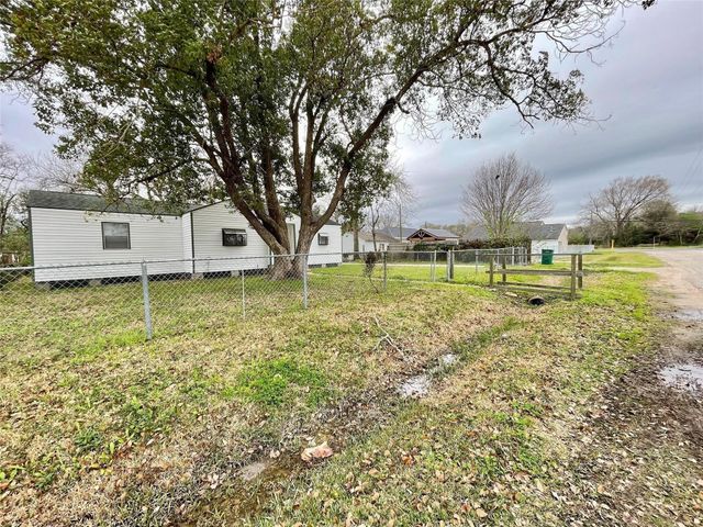 1827 Neuman Street, La Marque, TX 77568