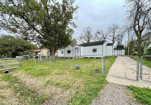 1827 Neuman Street, La Marque, TX 77568