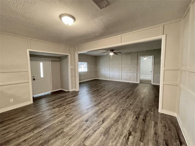 1827 Neuman Street, La Marque, TX 77568