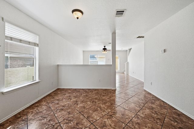 1805 Lost Maples LOOP, Cedar Park, TX 78613