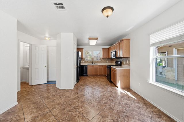 1805 Lost Maples LOOP, Cedar Park, TX 78613