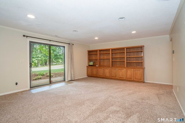 11 Strathmore Lane 11, Avon, CT 06001