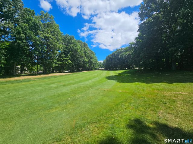 11 Strathmore Lane 11, Avon, CT 06001