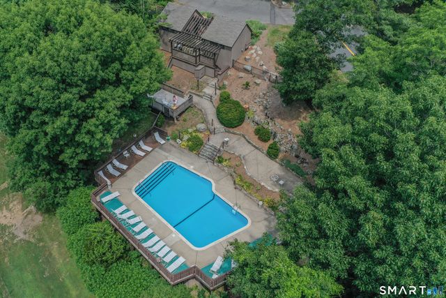 11 Strathmore Lane 11, Avon, CT 06001