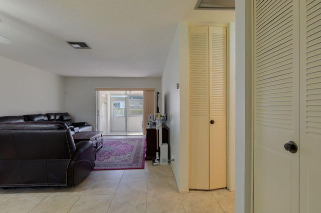 2680 E Emory Drive E C, West Palm Beach, FL 33415