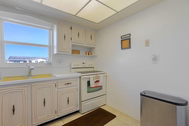 2680 E Emory Drive E C, West Palm Beach, FL 33415