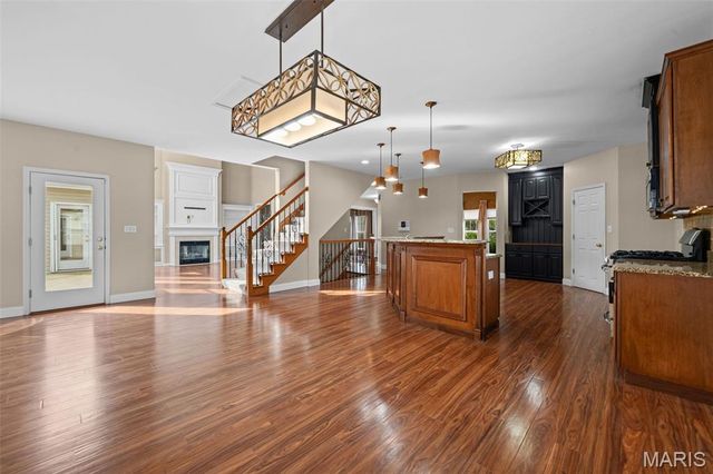 317 Lake Side View Lane, St Peters, MO 63376