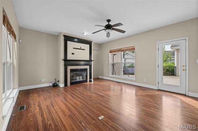 317 Lake Side View Lane, St Peters, MO 63376