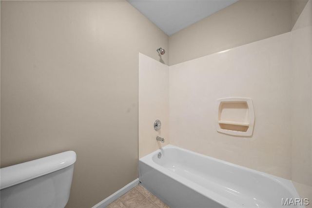 317 Lake Side View Lane, St Peters, MO 63376