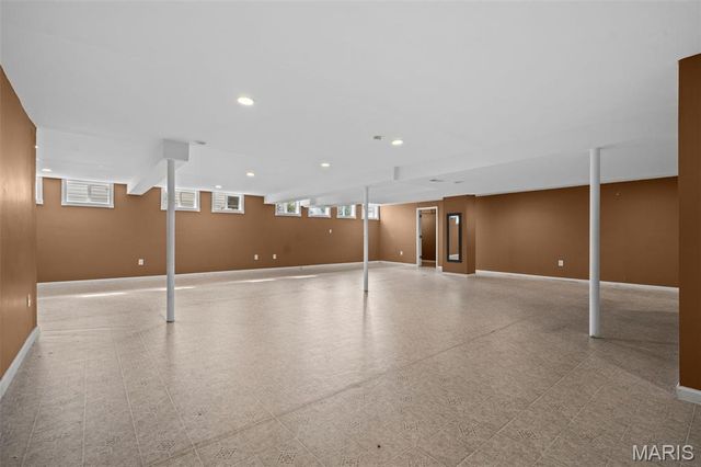 317 Lake Side View Lane, St Peters, MO 63376