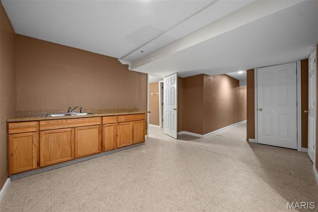 317 Lake Side View Lane, St Peters, MO 63376