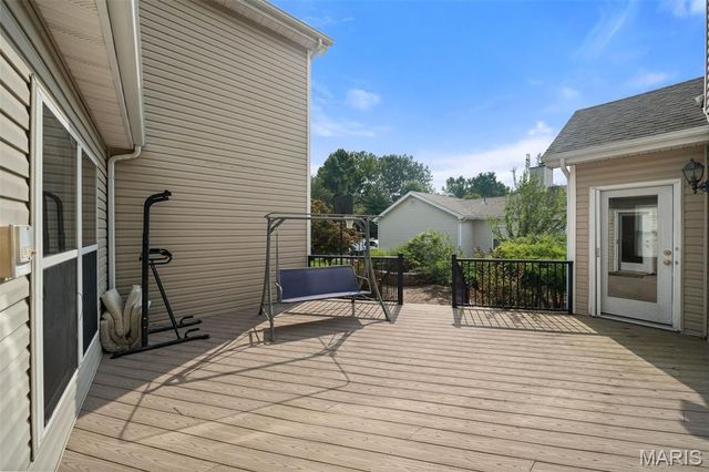 317 Lake Side View Lane, St Peters, MO 63376