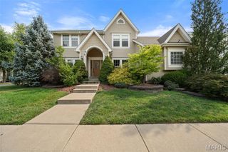317 Lake Side View Lane, St Peters, MO 63376