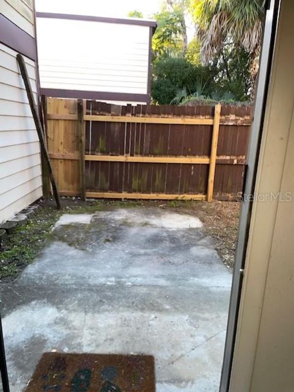 Image 2 of property listing at 3994 CRAYRICH CIRCLE C4, Orlando, FL 32839