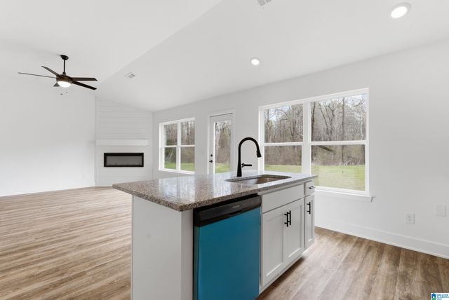 728 JAMESTOWN CIRCLE, Montevallo, AL 35115