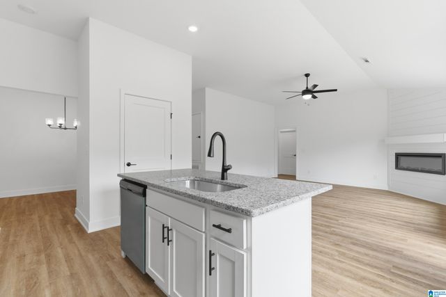 728 JAMESTOWN CIRCLE, Montevallo, AL 35115