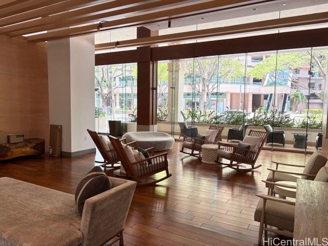1837 Kalakaua Avenue 1808, Honolulu, HI 96815
