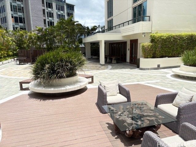 1837 Kalakaua Avenue 1808, Honolulu, HI 96815