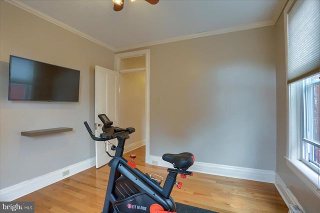 233 HAMILTON ST, Harrisburg, PA 17102