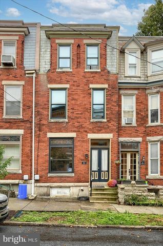 233 HAMILTON ST, Harrisburg, PA 17102