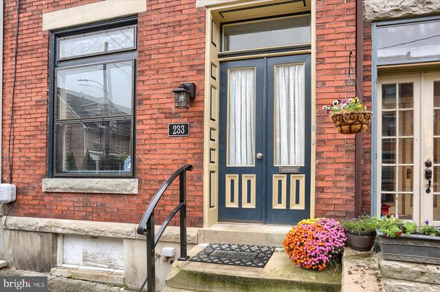 233 HAMILTON ST, Harrisburg, PA 17102