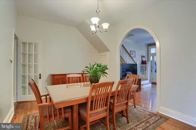 233 HAMILTON ST, Harrisburg, PA 17102