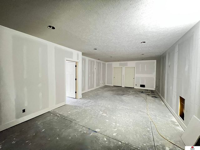 7942 Ponce Street, Lincoln, NE 68516