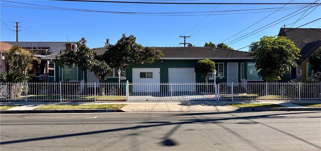 5606 Pine Avenue, Maywood, CA 90270
