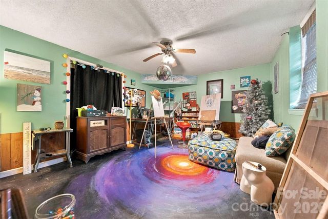3115 10th Avenue NE, Conover, NC 28613