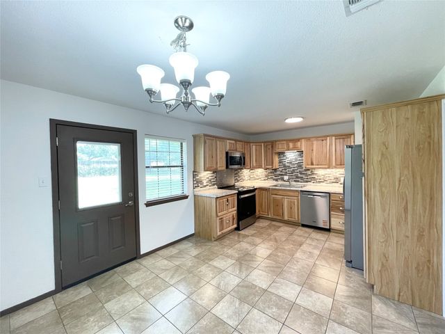 308 W 5th Street, Weatherford, TX 76086