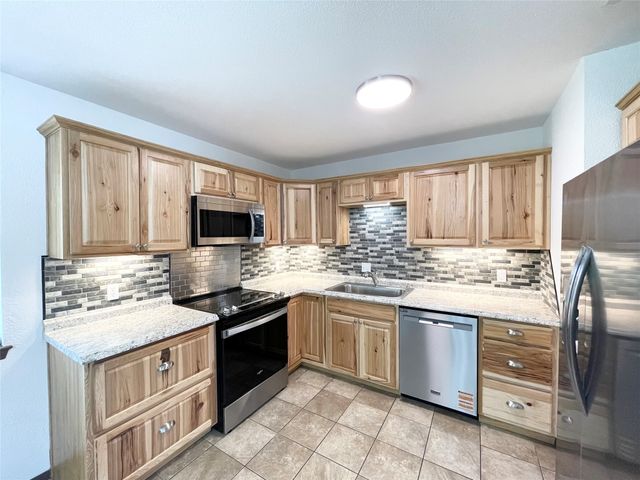 308 W 5th Street, Weatherford, TX 76086