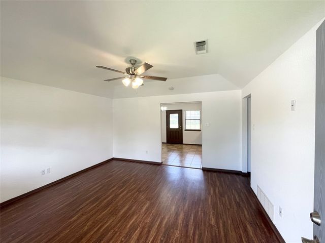 308 W 5th Street, Weatherford, TX 76086