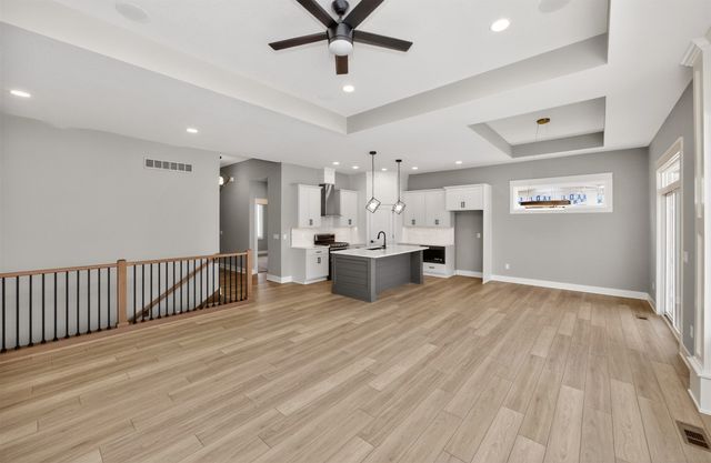 704 NE Doe Pointe Drive, Ankeny, IA 50021