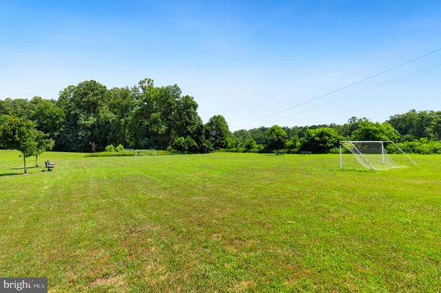 3188 HUNTSMAN DR, Huntingtown, MD 20639