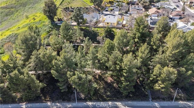 31906 Green Hill Drive, Castaic, CA 91384