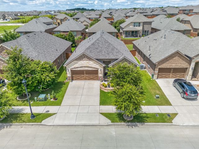133 Mineral Point Drive, Aledo, TX 76008